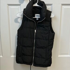 Women’s Black Puffer Vest